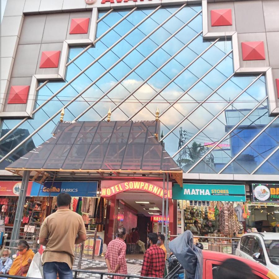 Avanti Inn Guruvayur Exterior photo