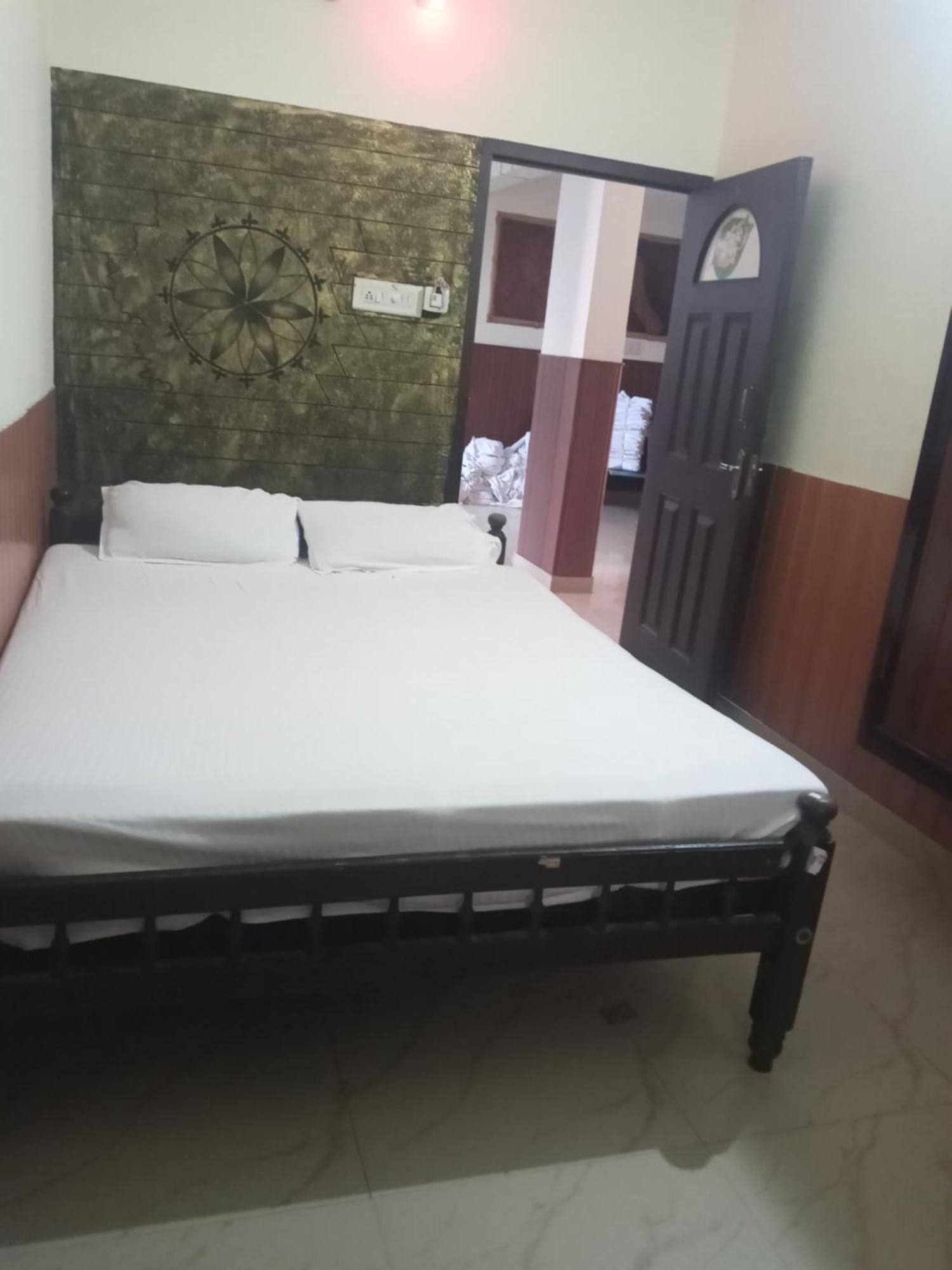 Avanti Inn Guruvayur Exterior photo